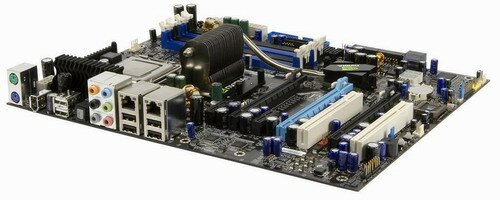 Материнская плата на базе nForce 680i SLI