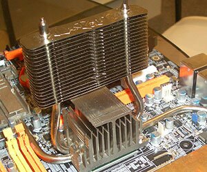 DFI ultimate North bridge cooler @ LANParty X38