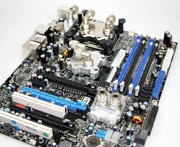 EVGA nForce 680i SLI A1